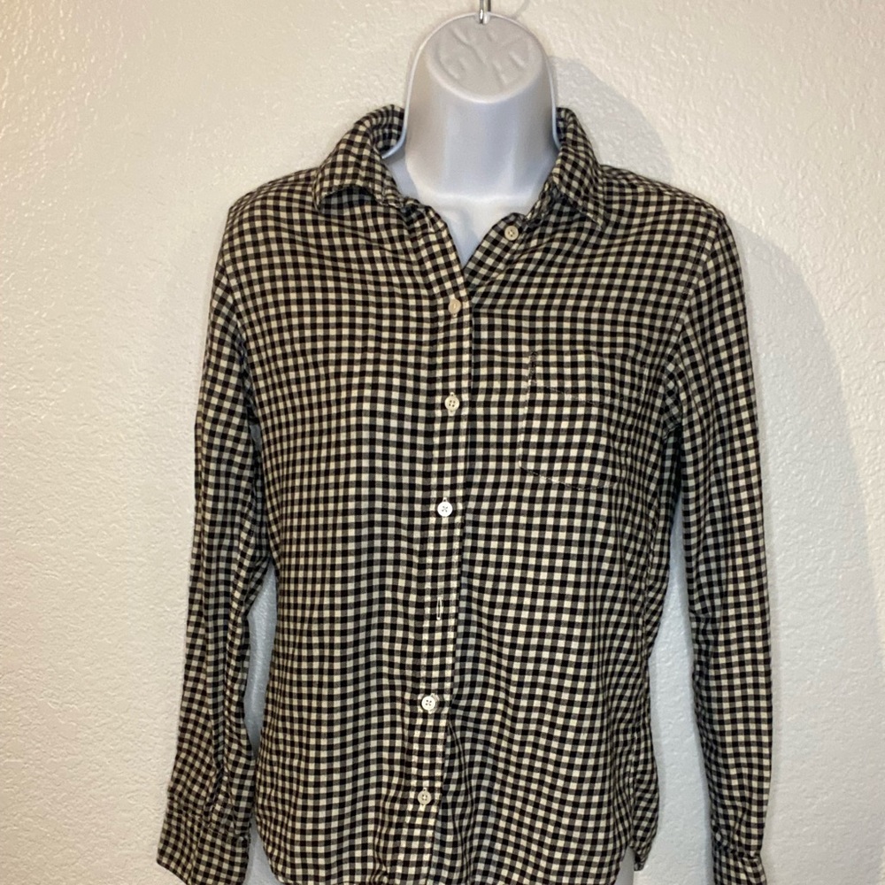 Uniqlo Gingham Flannel Button Down